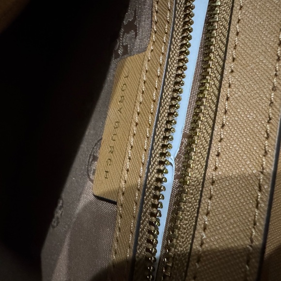 Tory Burch Camel Satchel Excellent like New! - Picture 7 of 9